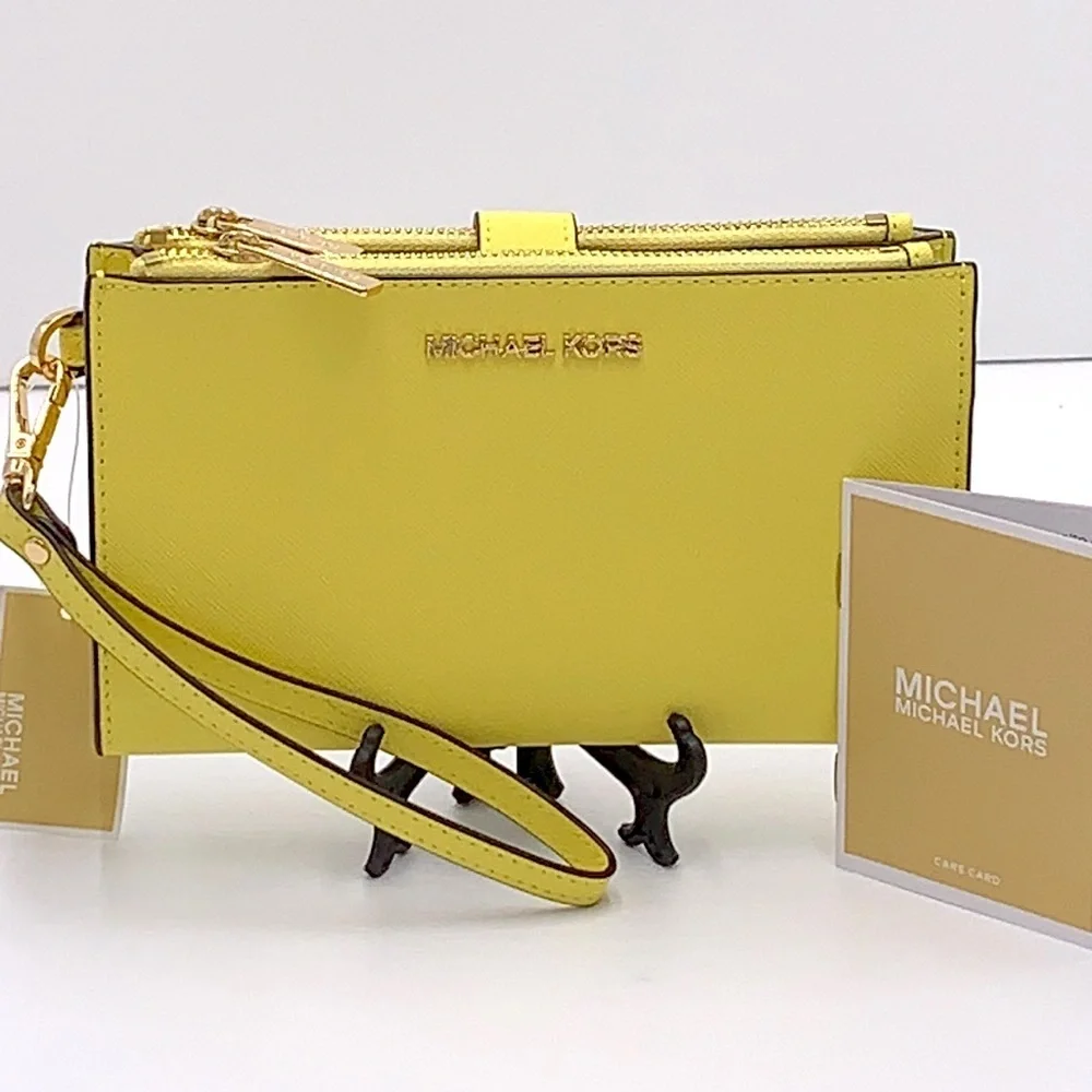 MICHAEL KORS LARGE DOUBLE ZIP WRISTLET  WALLET SUNSHINE